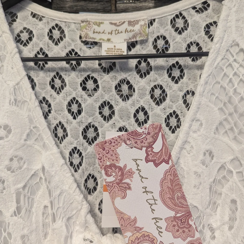 Band Of The Free White Lace Tie-Front Top NWT Crop Top Lace Small - Picture 6 of 10